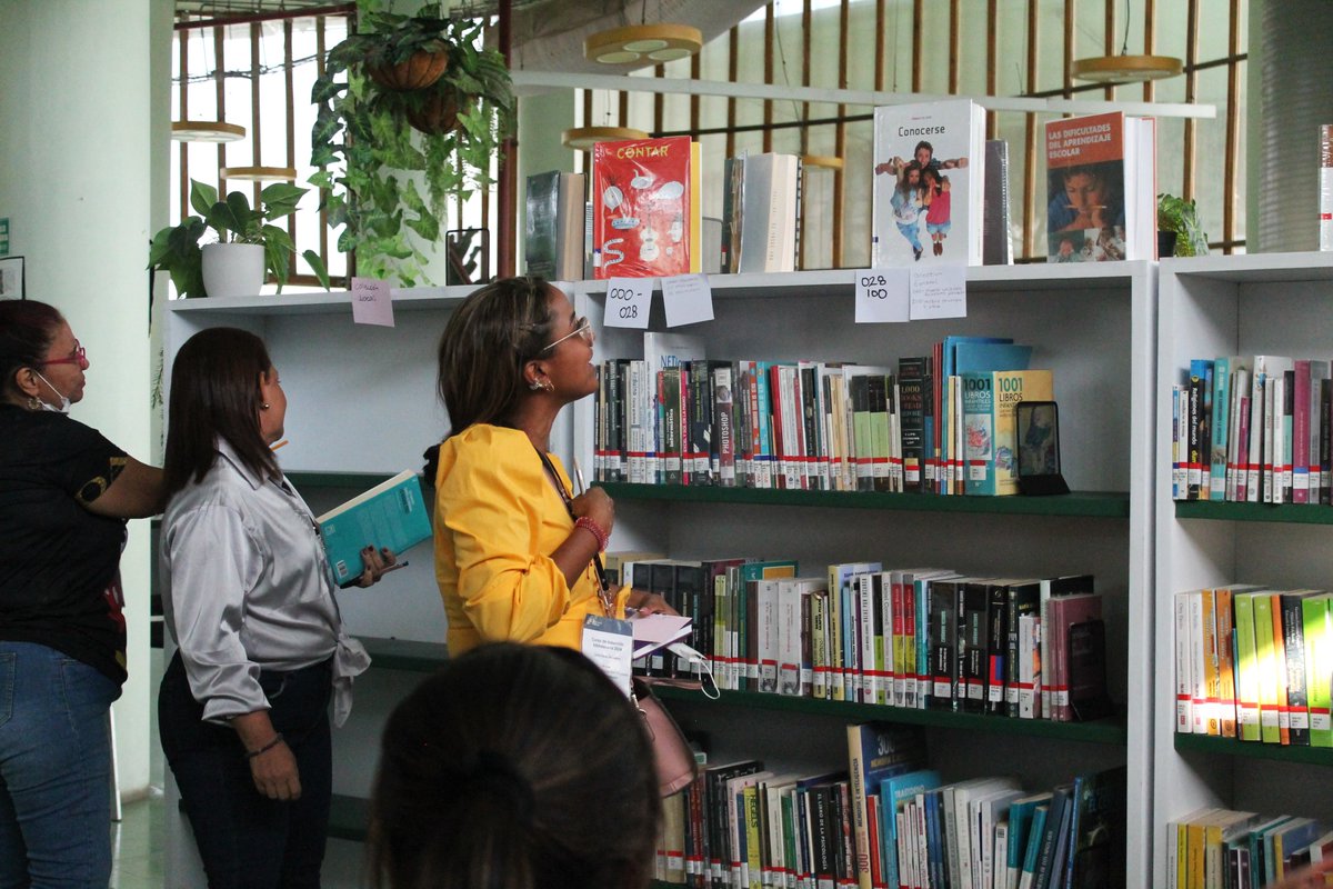 Red Nacional de Bibliotecas Públicas de Colombia tweet media