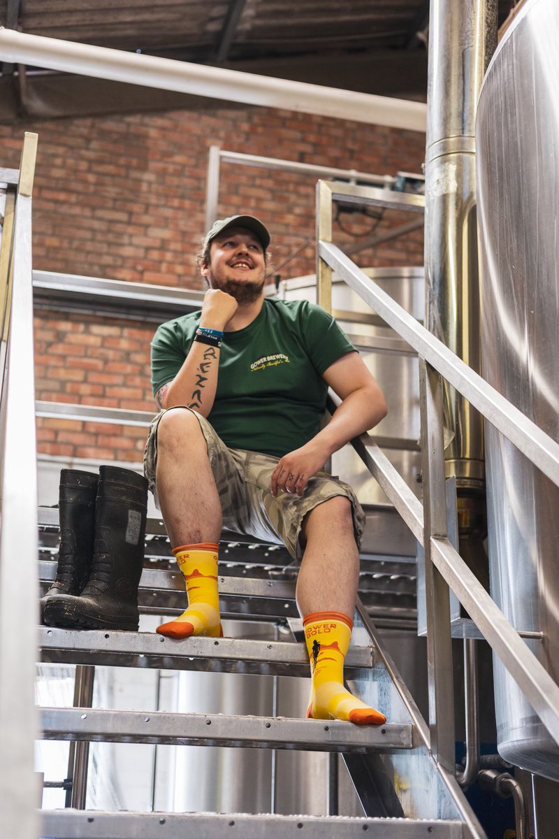 GowerBrewery's tweet photo. Did someone say Gower Gold socks? 🧦 Thanks to Brav Endurance, they’re now a thing, just in time for Father’s Day… 👀

Pick up online today! https://t.co/VPOJ1TqQlk