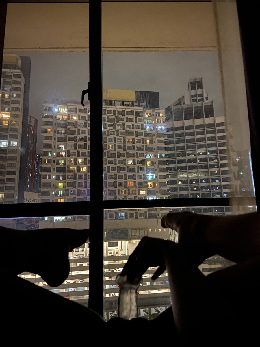 hellaurawr's tweet photo. Nice view https://t.co/XUYd2lHu0q