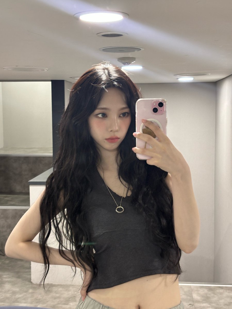 patamaii's tweet image. หัวใจจะวาย พี่น่าเล่นกับใจเกิน