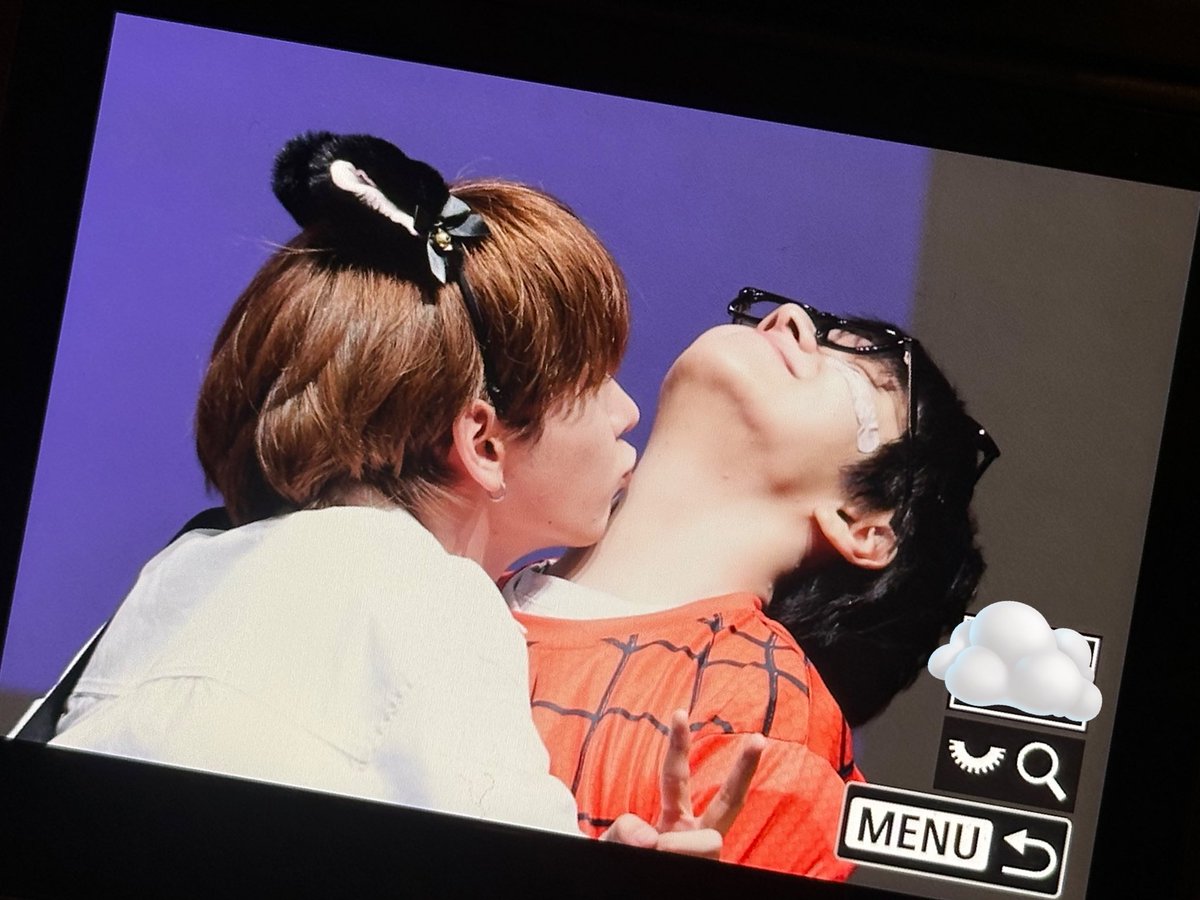 myungjaey's tweet photo. 운멍즈 core https://t.co/WZxcuOqHLW