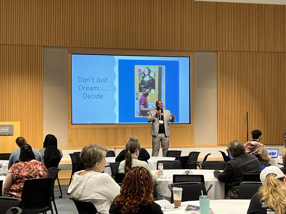 Tracie Chauvin, LSCSW (@mrschauvinsw) on Twitter photo <a href="/Principal_Gibbs/">Ricki Gibbs II, Ed.D.</a> starting #EDITSummit24 speaking truth! So glad to have heard his message today 
#traumainformed #equity <a href="/Principal_Gibbs/">Ricki Gibbs II, Ed.D.</a> starting #EDITSummit24 speaking truth! So glad to have heard his message today 
#traumainformed #equity