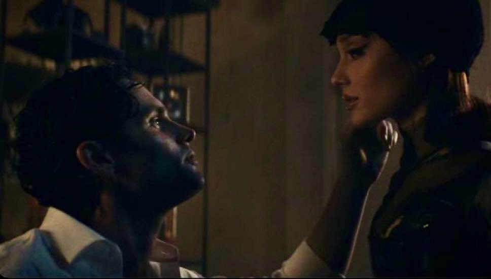 statsofgrande's tweet photo. she is a MASTERMIND

at the end she didn't give him the potion because no man/woman can be forced to love someone else (referred to the rumors about her stealing ethan from his ex wife) https://t.co/AbWwIWZLXa