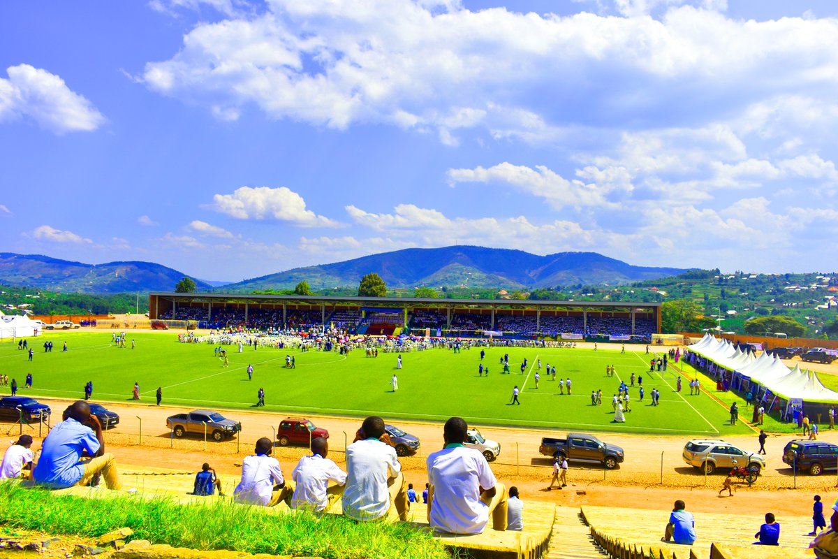 ICKKabgayi's tweet image. National Catholic Education Week concluded at Muhanga Stadium with six Bishops, including ICK’s Chancellor Bishop Balthazar Ntivuguruzwa, plus local mayors and security officials attending.
Theme: "A Clean Student in a Clean Class." #EducationWeek @Rwanda_Edu