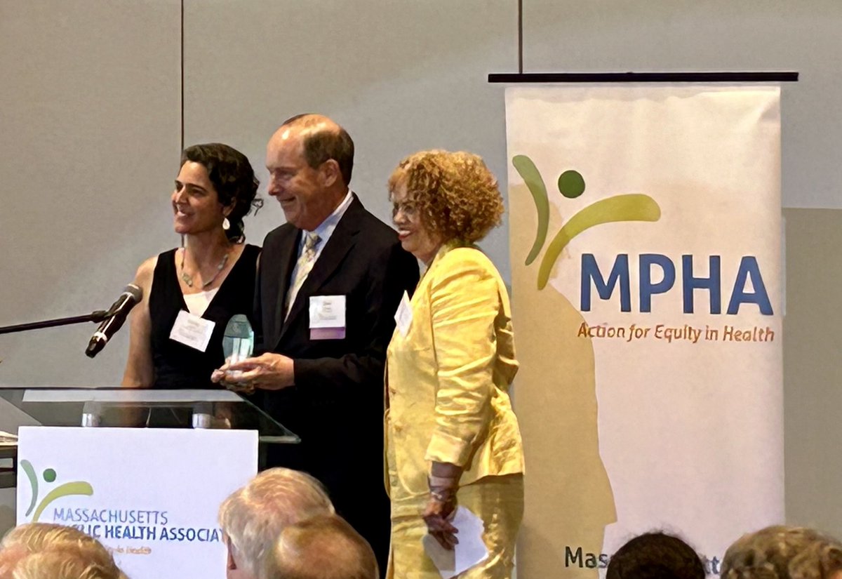 phoebewalkerMA's tweet photo. Congratulations @Baystate_Health’s Dr Keroack for your Leadership In Medicine award at @MAPublicHealth this morning! #westernmass https://t.co/ne6CSw4Sd1