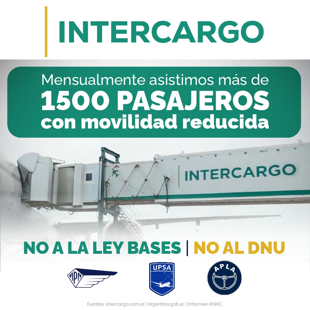 UPSA_Oficial's tweet photo. Por los Cielos soberanos. En defensa del trabajo argentino. Aerolíneas Argentinas no se vende.
#NoALaLeyBases
#AerolíneasNoSeVende
#IntercargoNoSeVende
@APAERONAUTICOS
@AptaOficial  @EdithTerenzi @LupeTagliaferri  @ischargro @tomasrebord @radioconvos899 https://t.co/VtdW9XX02q