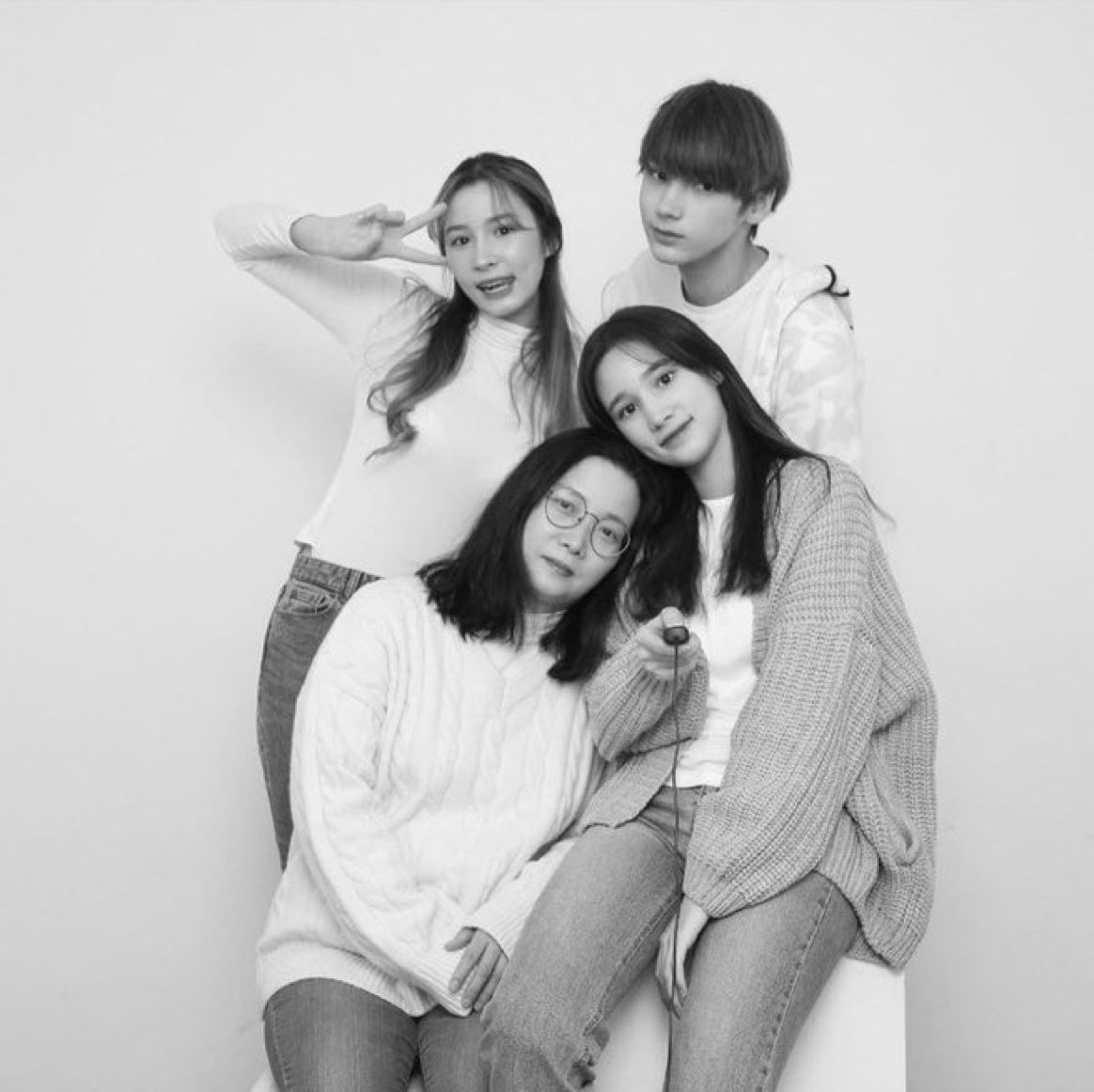 isprng's tweet photo. @starfess HUENING FAMILY 🔥🔥🔥 https://t.co/tltZJ4Yl4W