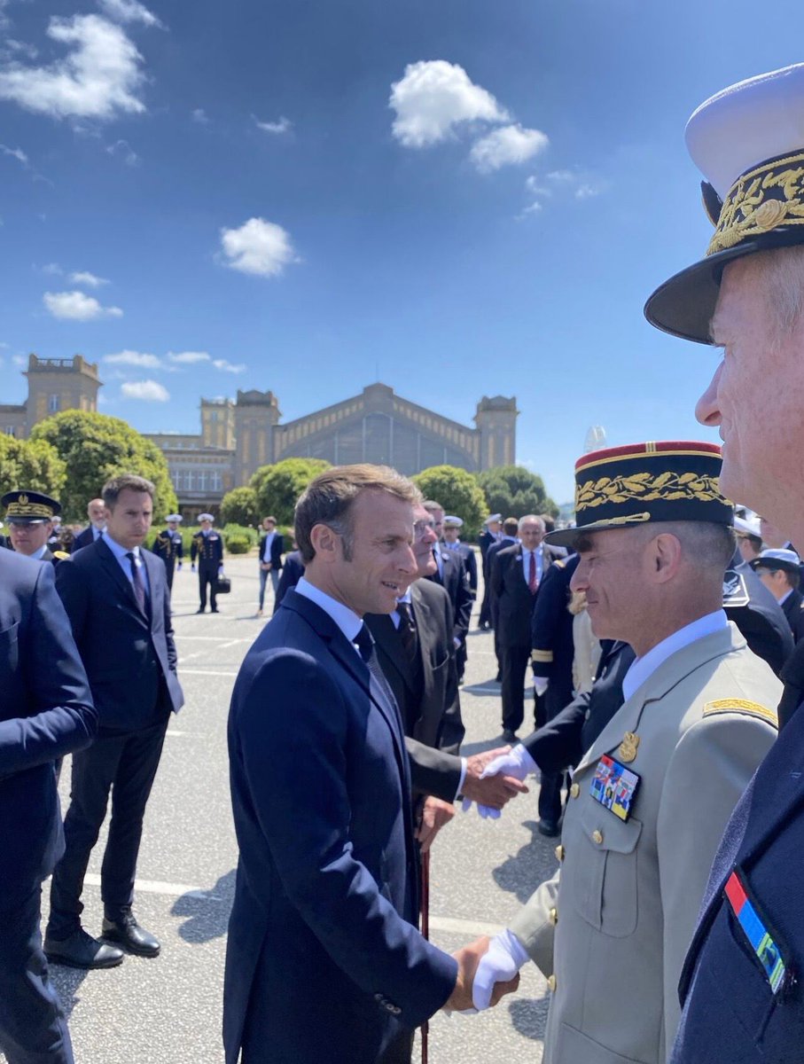 Jean-Luc Schnoebelen (@jl_schnoebelen) on Twitter photo En 1944 ! <a href="/VilleCherbourg/">Ville de Cherbourg-en-Cotentin</a> fut un symbole fort vers le chemin de la liberté et eut un rôle stratégique dans la victoire des alliés. Pour les 80 ans du DDAY <a href="/EmmanuelMacron/">Emmanuel Macron</a> est venu ce jour à <a href="/Cite_de_la_Mer/">La Cité de la Mer</a> pour honorer la mémoire de tous ses hommes qui ont combattu pour nous En 1944 ! <a href="/VilleCherbourg/">Ville de Cherbourg-en-Cotentin</a> fut un symbole fort vers le chemin de la liberté et eut un rôle stratégique dans la victoire des alliés. Pour les 80 ans du DDAY <a href="/EmmanuelMacron/">Emmanuel Macron</a> est venu ce jour à <a href="/Cite_de_la_Mer/">La Cité de la Mer</a> pour honorer la mémoire de tous ses hommes qui ont combattu pour nous