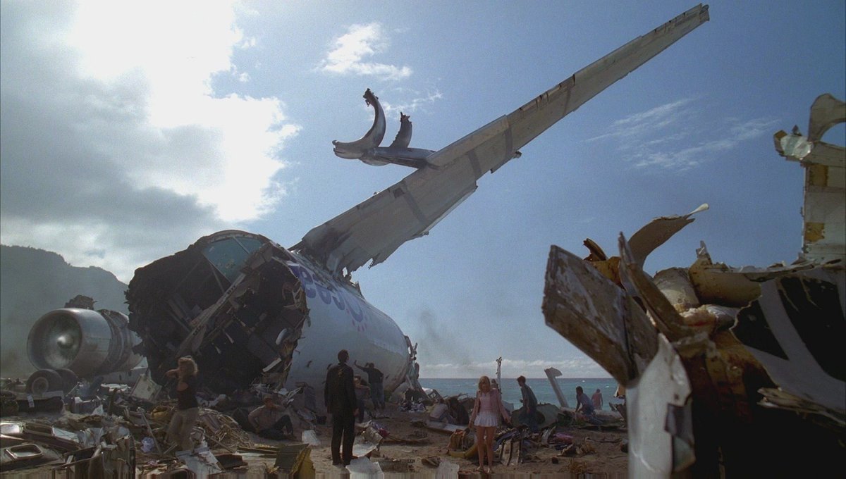 TheCinesthetic's tweet photo. lost: “pilot”(2004) dir. jj abrams https://t.co/1mcBuH6QS1