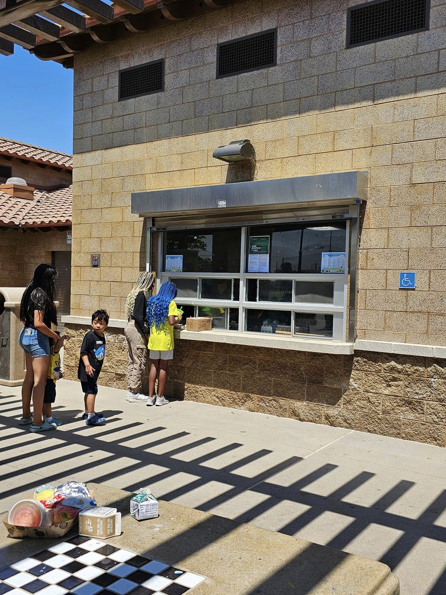 VVUSD-FoodServices tweet media