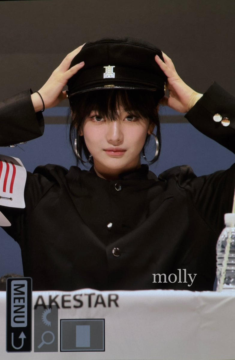 soooo attractive 🫶🏻