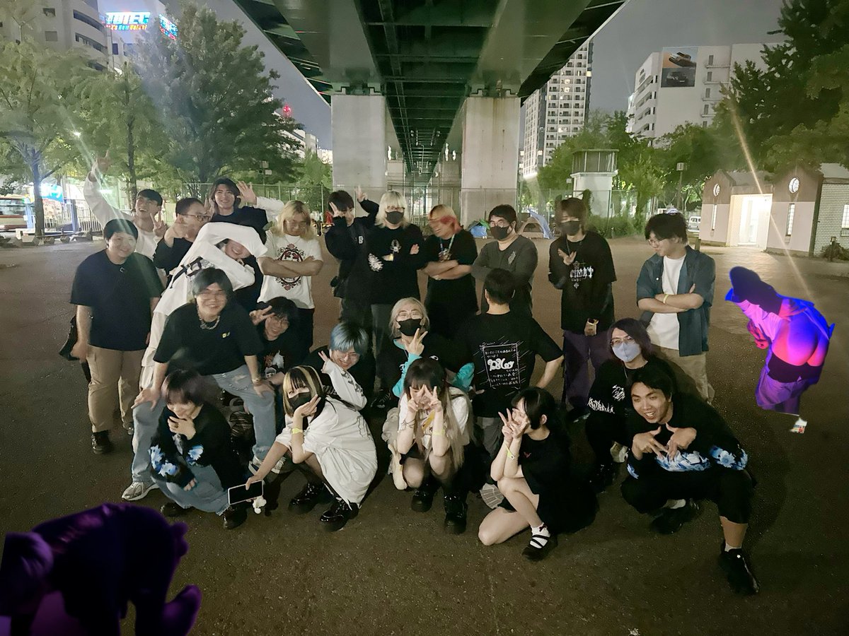 YGY：
我踏足台灣橫越金門腳踩中國
但也有失衡的一天