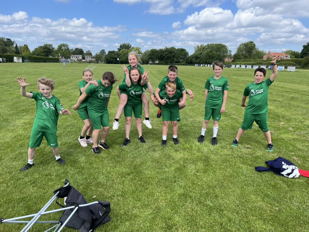 A fabulous day of cricket with this amazing bunch of children. They batted, bowled and fielded with enthusiasm and style 🏏👏 They are a real credit to our school. #BGSport #BGExtra