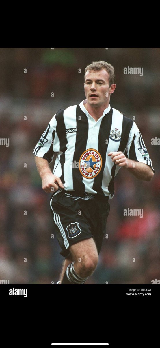 marcusa2001's tweet photo. @Marshall89HD Hey Marshall! Do you know if Shearer had his name on this shirt or just number 9? https://t.co/ih3waiIFZI
