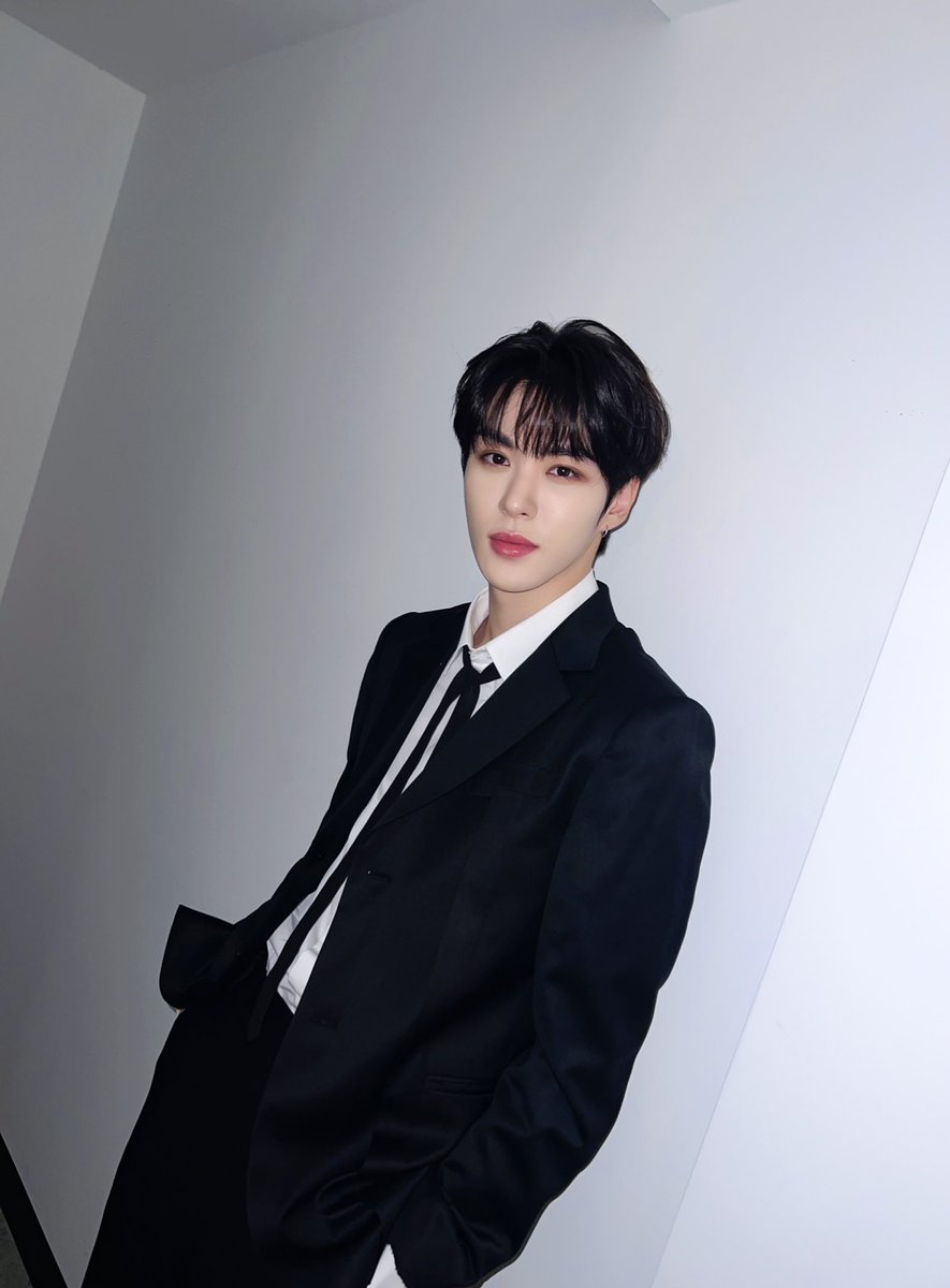 by_EPEX's tweet photo. [#아민]

𝙂𝙊𝙊𝘿 𝙉𝙄𝙂𝙃𝙏

#EPEX #이펙스 #AMIN #아민 https://t.co/ITlgoejS6y