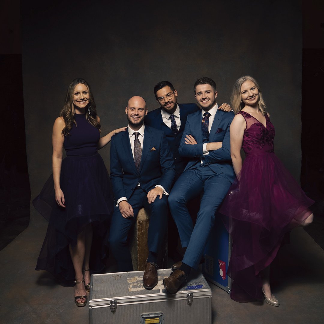 Allant d'arrangements de la Renaissance à la musique Pop, venez rencontrer Apollo5 à notre concert de clôture, le Dimanche 21 Juillet, 20h, à Saint-Pourçain-sur-Sioule, à l'église Sainte-Croix. 📌

✨Pour plus d'infos : musiquesvivantes.com/wp/wp-content/…