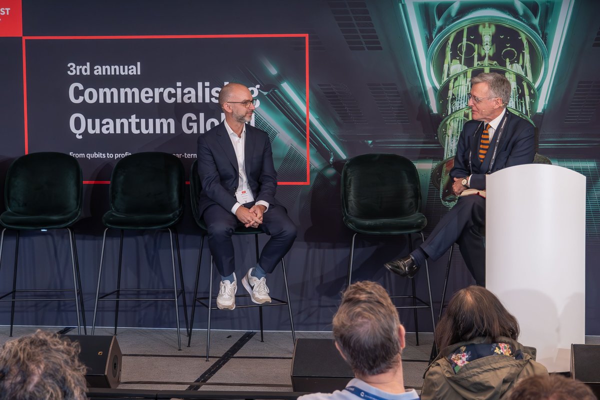 RiverLane_io's tweet photo. Our Founder &amp; CEO, Steve Brierley, during his fireside chat with Roger Mckinley at yesterday’s ‘Commercialising Quantum’ event run by @economistimpact. 

🔗Visit our LinkedIn page to read some of our key takeaways from the event: https://t.co/cysLflPDi3 

#EconQuantum https://t.co/RtLfW9PQfB