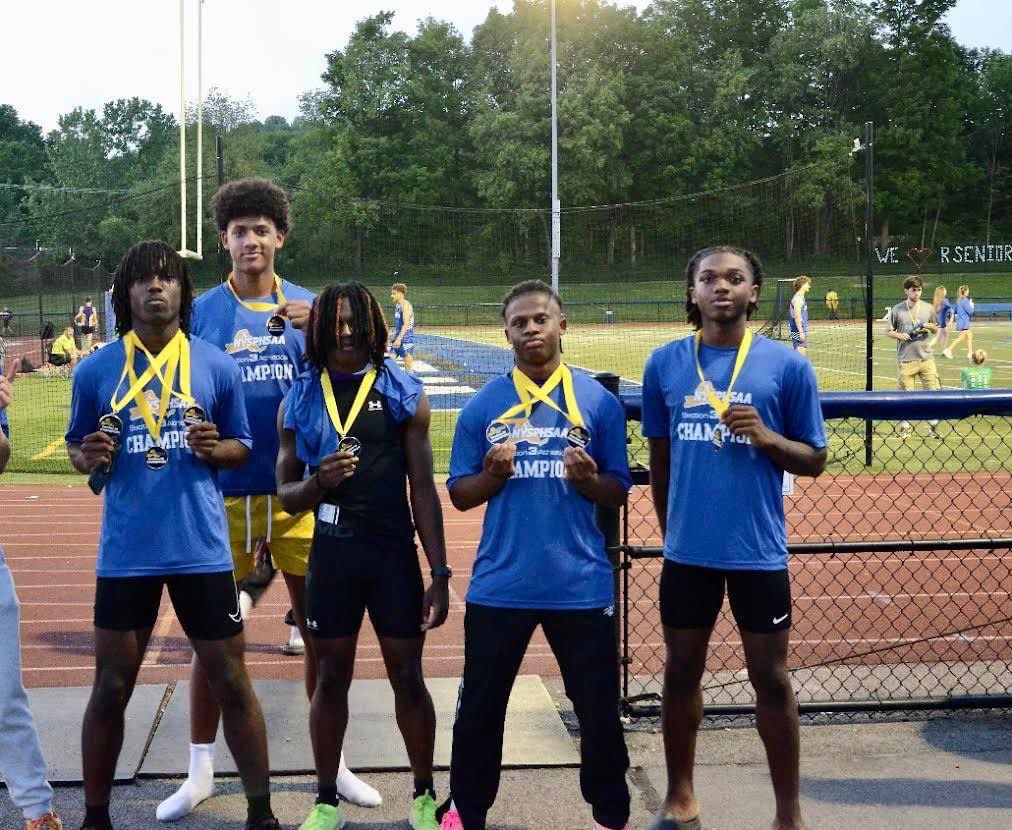 Good luck Darien Williams, Daunte Bacheyie, Shaun Philpot (alternate), Quentin Lewis, &amp; Zion Green who will be competing in the 4 x 100 M relay at the State Championship
at CNS today.Daniel Abbe, James Cass, Xavier Caesar, &amp; Jacob Dubrey will also be competing. 

Go Brothers!