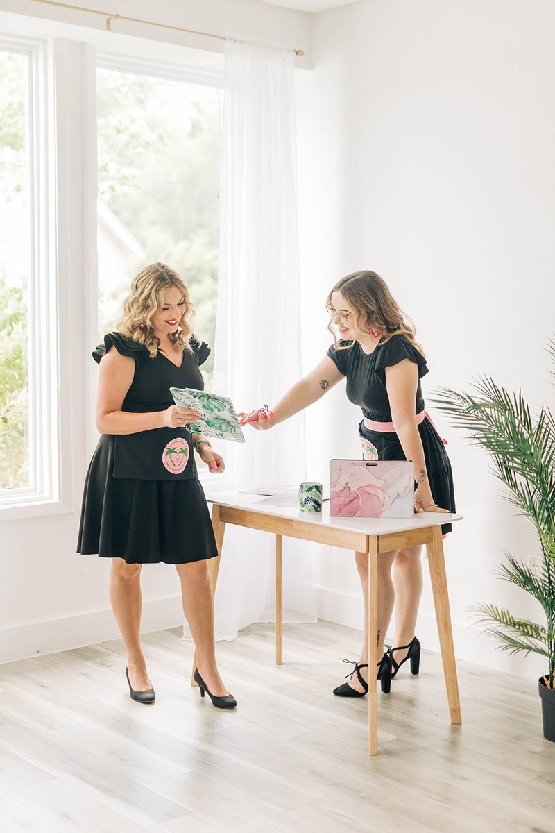 YourSEEvent's tweet photo. Need help planning out your wedding design?! ✨

Our Partial &amp; Full Planning Packages include our mood board design and pairing you with your ideal florist. 

#orlandoweddingplanners #floridaweddings #floridawedding #floridaweddingplanner #weddingpro #orlandoweddingpro https://t.co/u60tJOUqmG