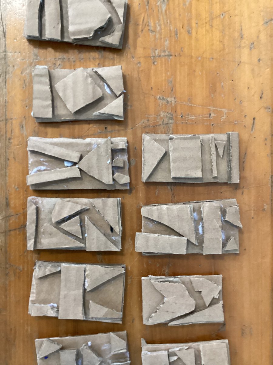 KatieManoy tweet media