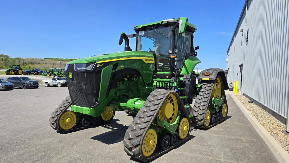 Our Grand Falls branch is displaying the John Deere 8RX 410 Row Crop Tractor.
This Tractor has it all!
• 443hp Max
• 310hp PTO
• e23 23F/11R Powershift Transmission with Efficiency Manager; EVT available with optional CommandPRO control
• Tracks