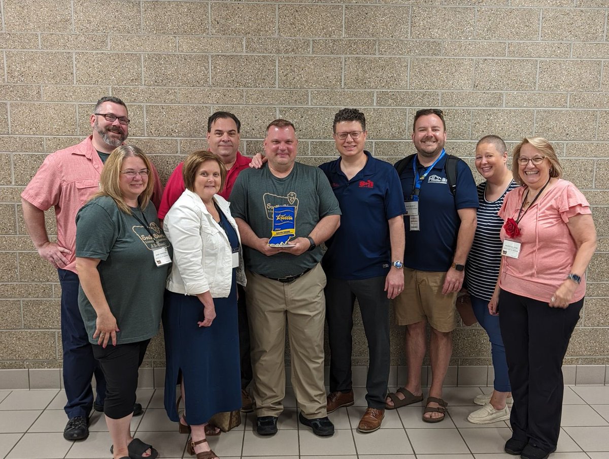 SSeLearn's tweet photo. We are so proud to announce that the 2024 South Shore Summer of Learning Candice Dodson Award recipient is Ken Benich. His impact on education through the State of Indiana and beyond cannot be overstated. Congratulations, Ken! #takeahike24 @inelearn https://t.co/j9x7HhhAwe