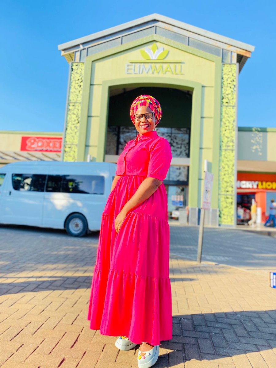 MphaphuliMadza1's tweet photo. Venda queen 😘💕💕 https://t.co/6qpqeroR3S