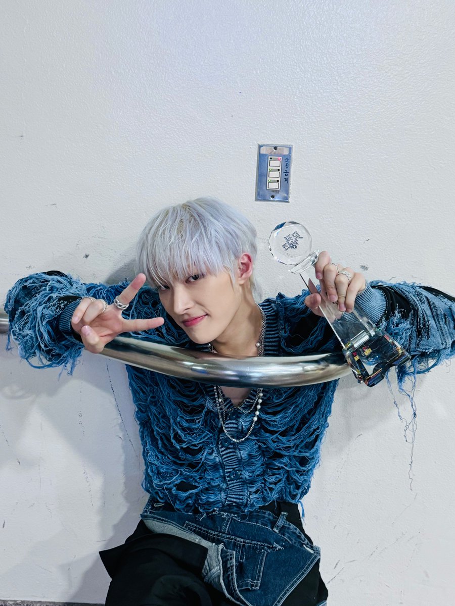 ATEEZofficial's tweet image. [#민기] 1위🐥 
#ATEEZ #에이티즈