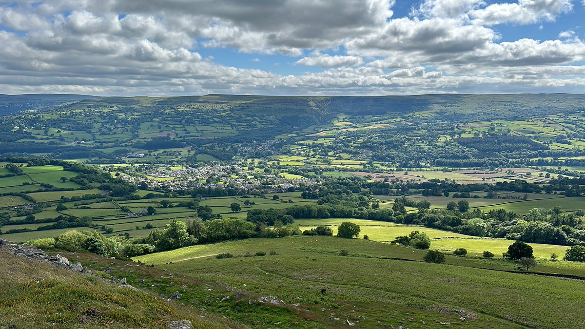 Hatcham College DofE (@hahc_dofe) on Twitter photo All 6 groups are now past table mountain on day 1 of their 3-day Silver <a href="/DofE/">The Duke of Edinburgh’s Award</a> assessed expedition in the Brecon Beacons. Spirits are high as is the wind speed but they are doing fantastically well to navigate their way towards the camp in Llangenny. <a href="/HabsHatcham/">Haberdashers' Hatcham College</a> #HatchamAdvantage All 6 groups are now past table mountain on day 1 of their 3-day Silver <a href="/DofE/">The Duke of Edinburgh’s Award</a> assessed expedition in the Brecon Beacons. Spirits are high as is the wind speed but they are doing fantastically well to navigate their way towards the camp in Llangenny. <a href="/HabsHatcham/">Haberdashers' Hatcham College</a> #HatchamAdvantage