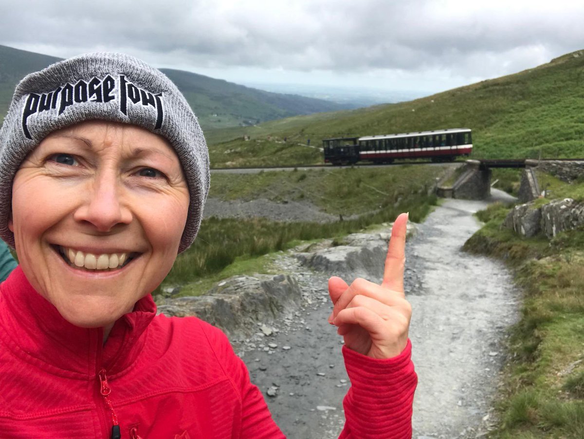 WendyWarren04's tweet image. We smashed it &amp;amp; made it to the top of Snowdon 🏔 today ☀️
Enjoying my work life balance days &amp;amp; spending time with friends &amp;amp; family 💕
#WLB #FunDaysOut