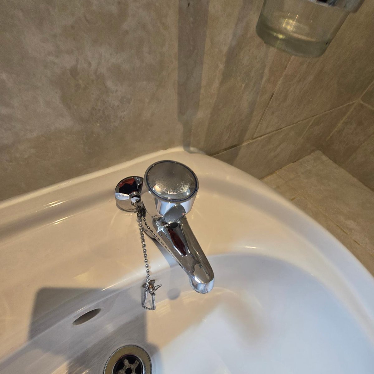 Ashkentcleaners's tweet photo. Contact Us Today
 01233 542177 info@ashfordkentcleaners.co.uk https://t.co/9pg7K9lfxG
Book Your First Clean Now and Enjoy a Fresh Start!
Join our satisfied clients who trust Ashford Kent Cleaner Ltd for their home and office cleaning needs. Don’t wait transform your space today! https://t.co/IjEc5UJwds