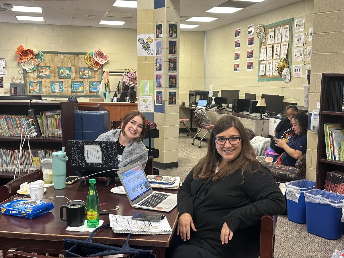 bil_misd's tweet photo. Thank you to our wonderful, amazing Dual Language curriculum writers for always doing an amazing job with enhancing the DL curriculum! #DualLanguageStrong @McAllenISD Thank you @scholarpride for hosting us!  @RocioNava2017 https://t.co/Gb8PtxnQmN