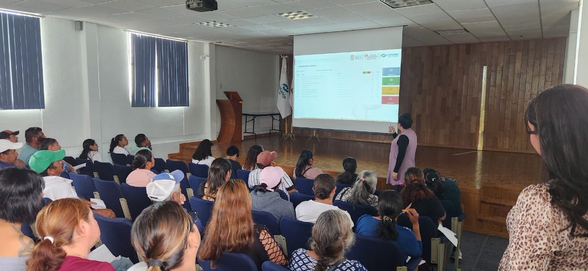 ConalepElOro's tweet photo. Esta semana, realizamos reuniones con padres de familia para abordar temas clave sobre la educación de nuestros alumnos.
¡Gracias a todos los padres por su valiosa participación y apoyo!
#ApasionadamenteCONALEP
#ElPoderDeServir
@Conalep_Edomex https://t.co/vuyS6CXQoZ