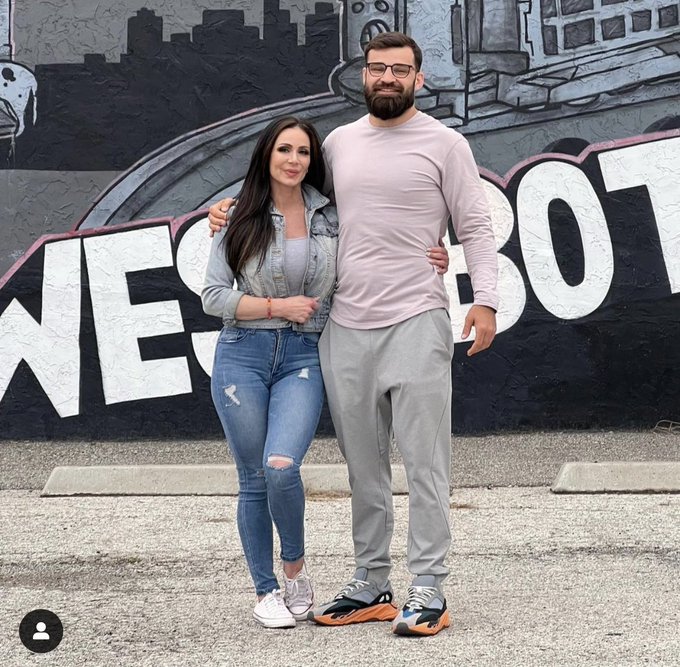 Let&rsquo;s go #UfcLouiville Saturday i will be there.. cant wait @JMarquezMMA LFG @ufc 🙌🏻 https://t.co/nJ<a href="/tag/ufclouiville"class="tags">#UfcLouiville</a>