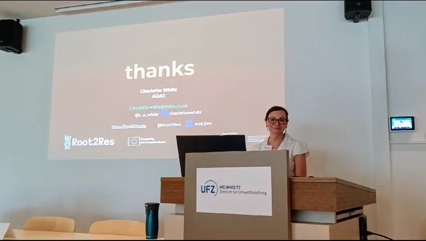 C_A_White's tweet photo. I've had a wonderful time at #ISRR12 connecting, learning and planning. I'm grateful for the opp. to share @Root2Res with the #rootresearch community & to chair a session. Today's plenary panel added discussion to an inprep paper and I'm super happy with my gift. #homewardbound https://t.co/sjs429jBWD