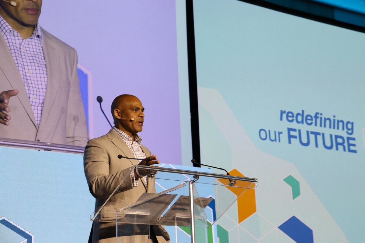 #FCM2024AC delegates hear from outgoing Bristol (UK) Mayor, Martin Rees, on the top challenges municipalities are facing around the world, and what we’re going to need to lead and succeed – including a collaborative government approach.