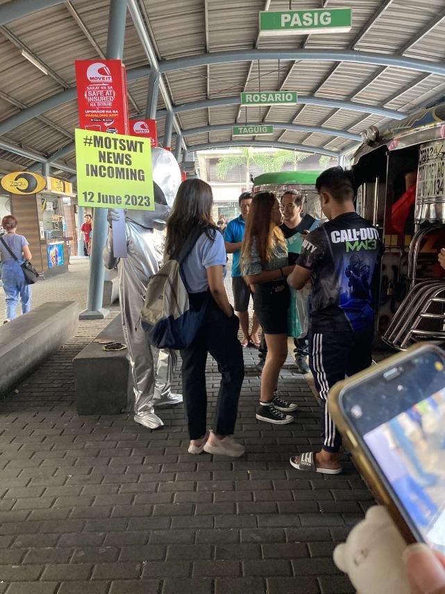 ColdplayPHL's tweet photo. π
OTD 1 Year Ago: Alien signal was detected in Manila β¨
π
07 June 2023
πΈ VinceBern, @Arshiethromycin via TWT
#MOTSWT
#MOTSWTPH
#ColdplayManila
#ColdplayPhilippines
#MusicOfTheSpheresWorldTour
π² Follow Us: https://t.co/agamsHMAEn https://t.co/ZcbrRXqNa7