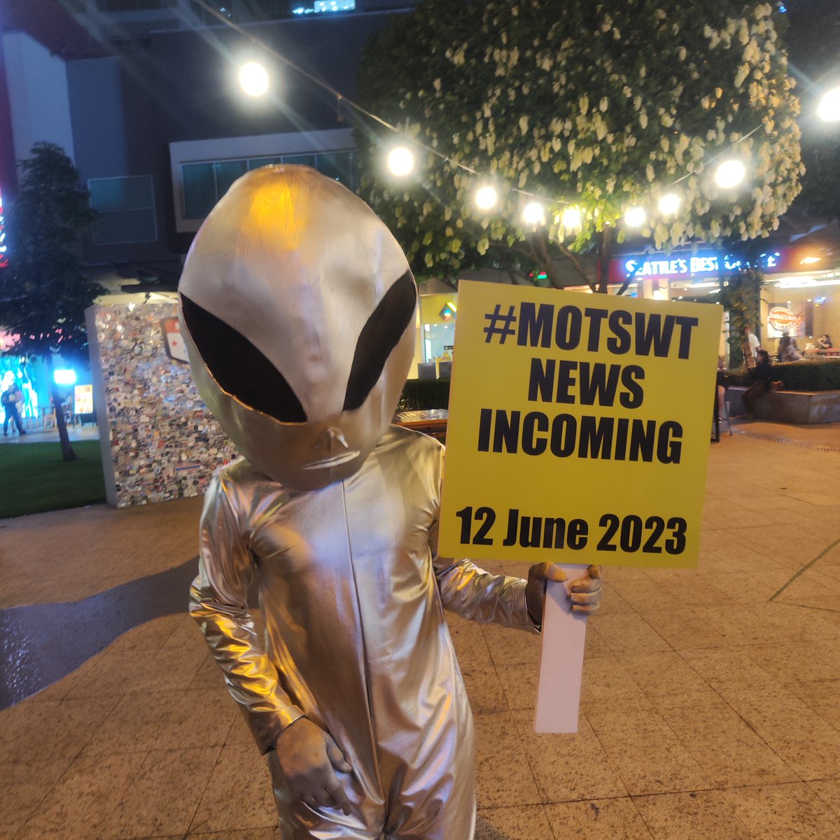 ColdplayPHL's tweet photo. π
OTD 1 Year Ago: Alien signal was detected in Manila β¨
π
07 June 2023
πΈ VinceBern, @Arshiethromycin via TWT
#MOTSWT
#MOTSWTPH
#ColdplayManila
#ColdplayPhilippines
#MusicOfTheSpheresWorldTour
π² Follow Us: https://t.co/agamsHMAEn https://t.co/ZcbrRXqNa7