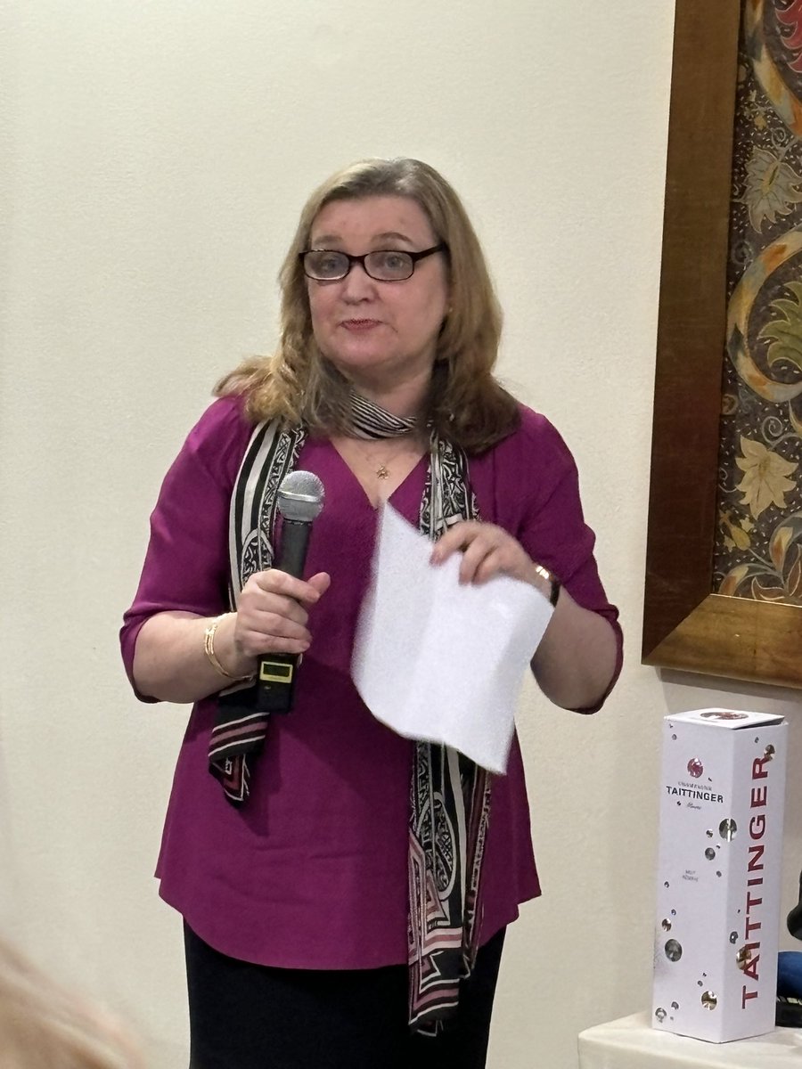 Morwen Williams tweet media