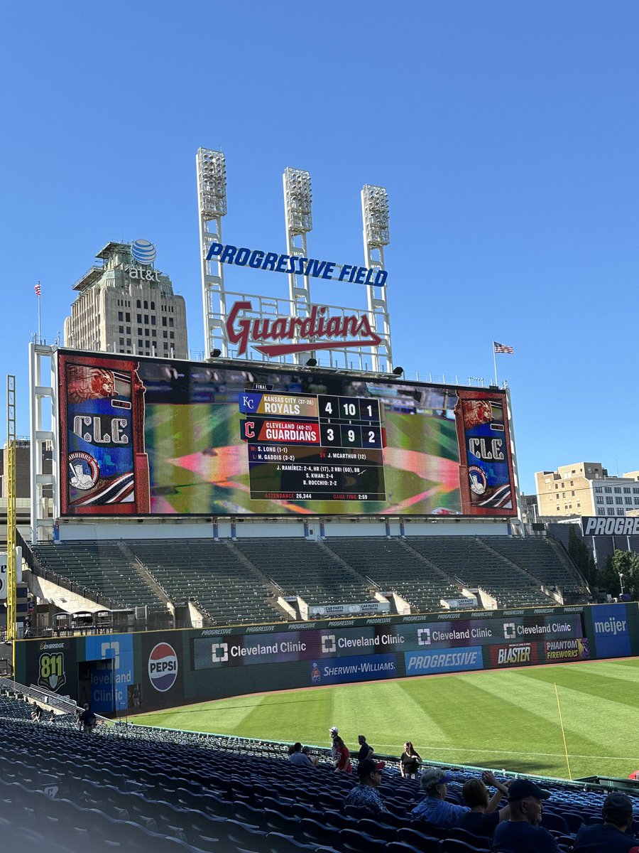 Kenneth Walsh tweet media