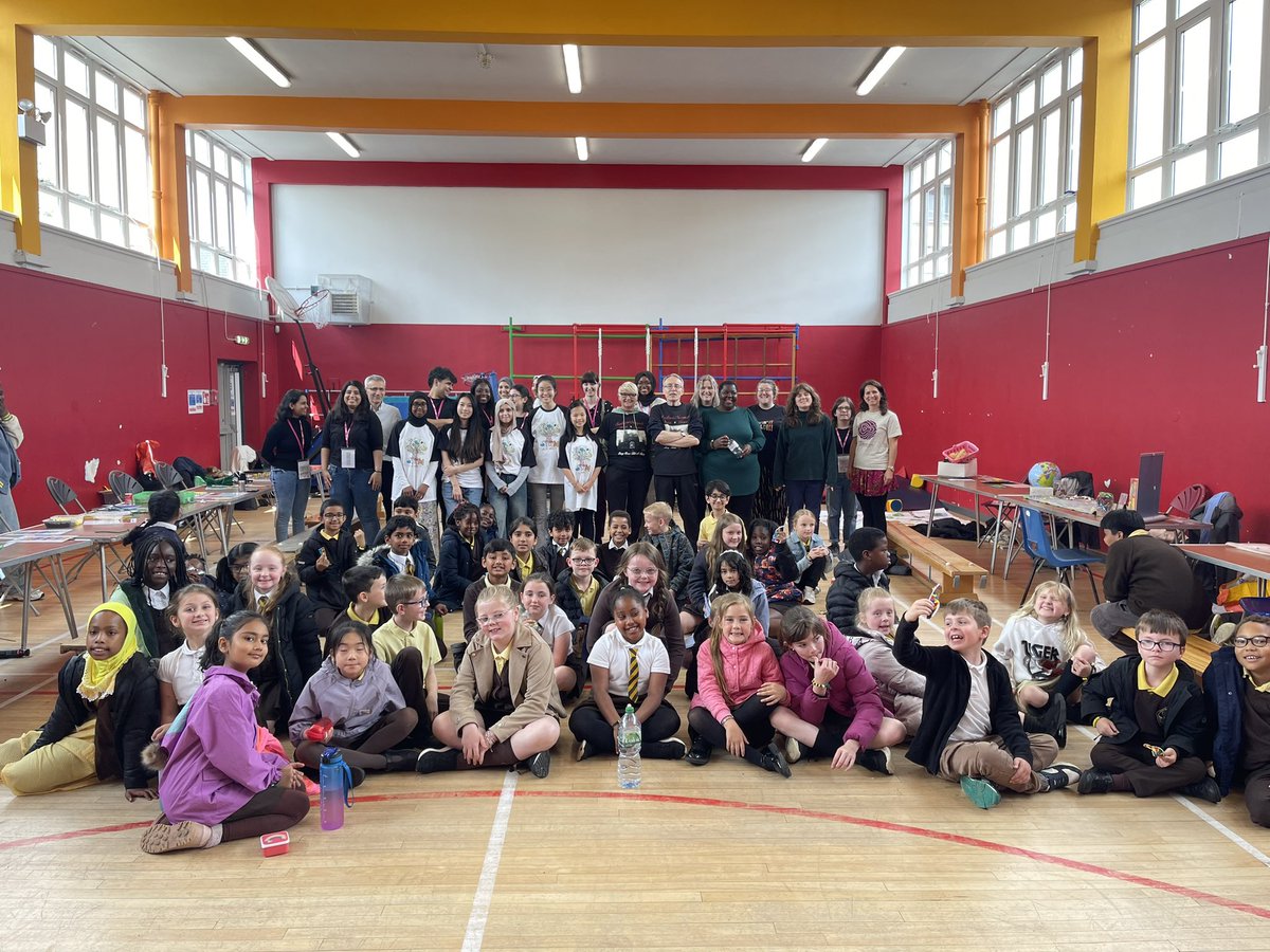 Mrs Mackay tweet media