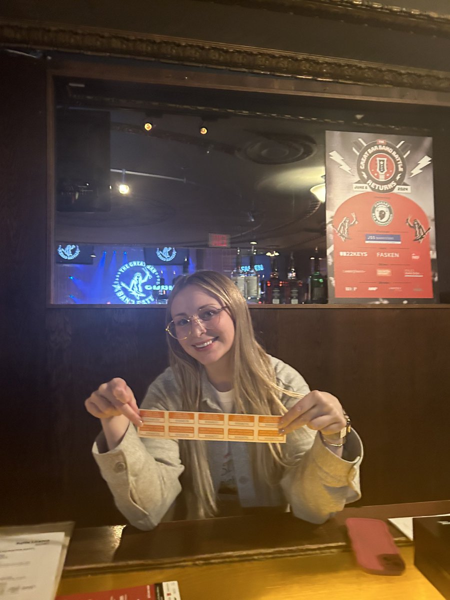 SLA_YYC's tweet photo. Caseworkers had a great time at the Great Bar Band Battle yesterday! Thanks to all the attendees and performers! https://t.co/9eLWOtucZ2