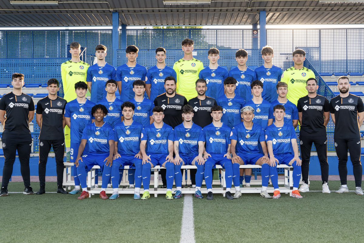 LuisG8_'s tweet photo. Juvenil “B” Nacional 23/24

Finaliza una temporada corta pero intensa e increíble.

Me gustaría reconocer a estos jugadores las ganas e ilusión que pusieron tras tanto cambio y una dinámica complicada. 

Habéis demostrado que todo se puede con EXIGENCIA, MADUREZ Y RESILIENCIA. https://t.co/rt9GCQbooc