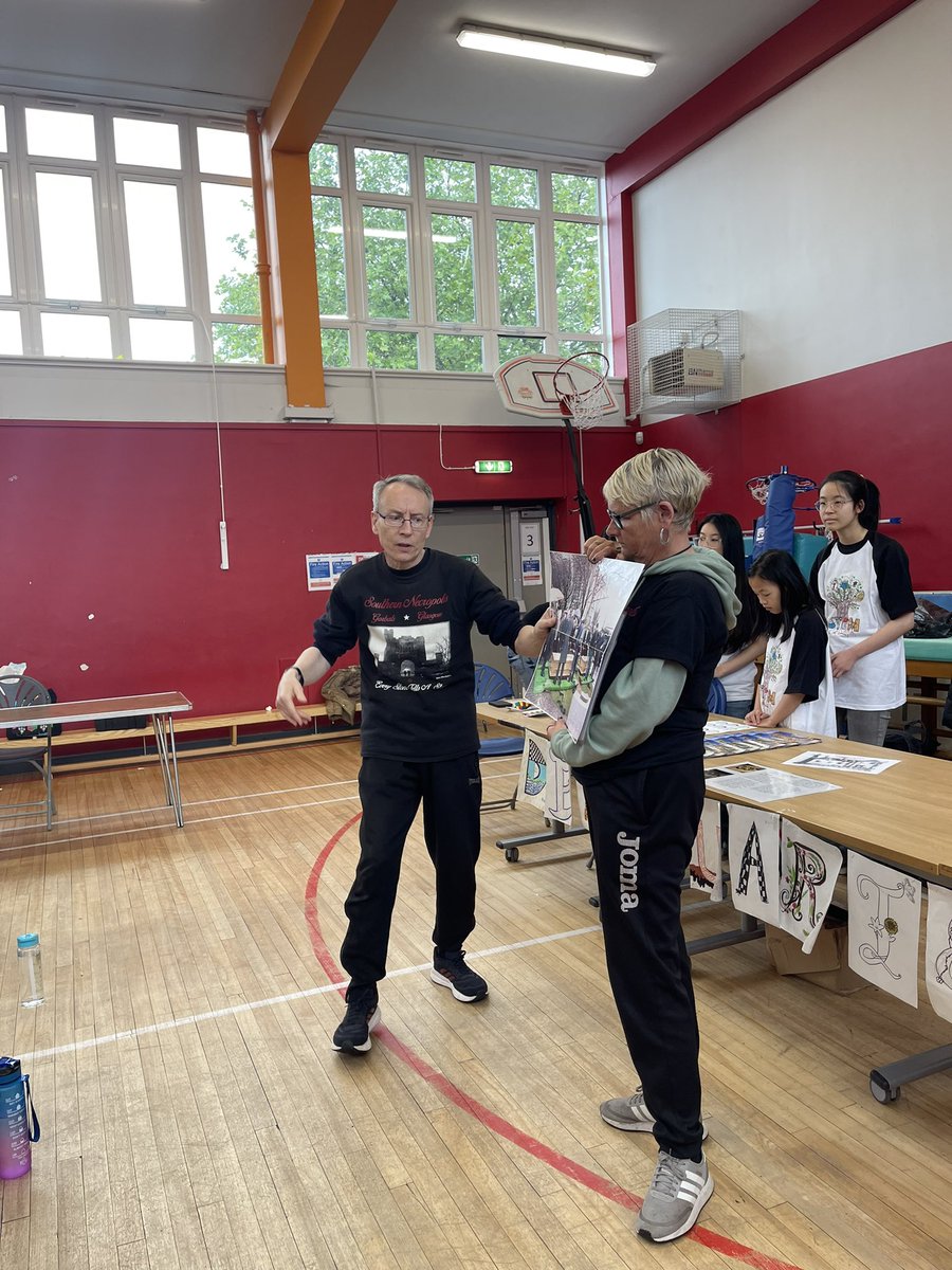 Mrs Mackay tweet media