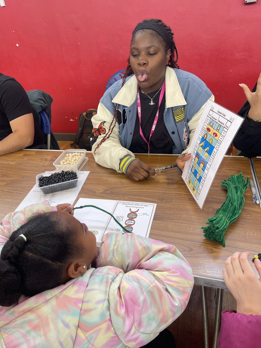 Mrs Mackay tweet media