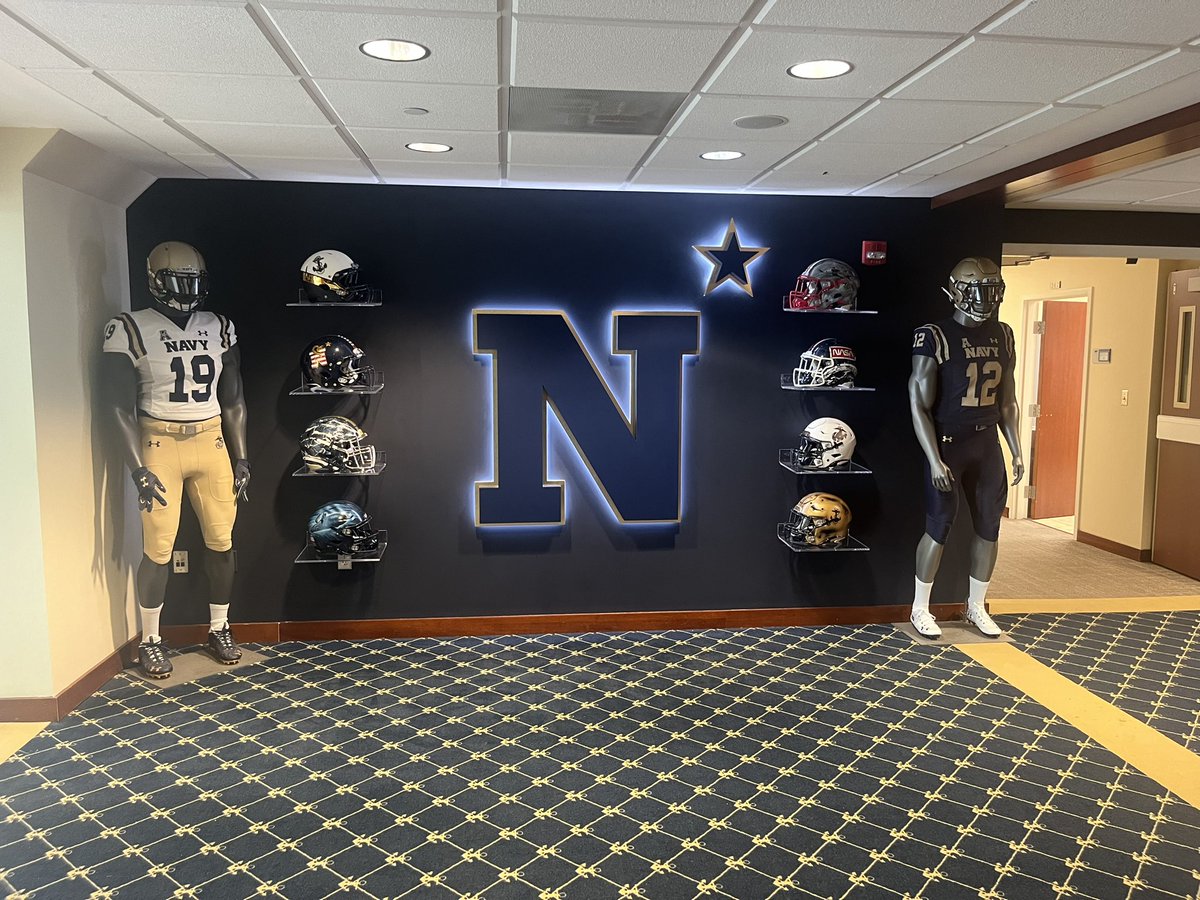 GarisonMillsaps's tweet photo. #AGTG Had a Great time @NavyFB yesterday. Thank you @D_WallCoach @_CoachNew and @CoachJ_Williams for an absolutely amazing day. Can’t wait to be back!!!! 
@ACougarfootball @DFO_AJ @NPCoachJeff https://t.co/GWCk4q53RB