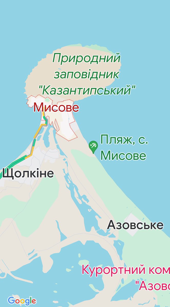 Крим. Вночі на Казантипі, між с. Мисове та с. Азовське невідомими дронами було пошкоджено 2 РЛС. Вони моніторили напрямок до мосту через Керченську протоку. Інформація уточнюється.