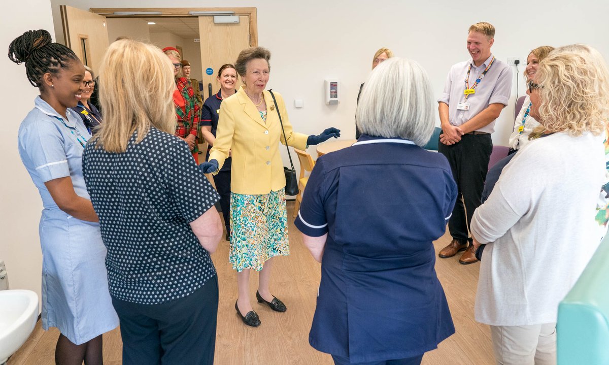 Her Royal Highness The Princess Royal performed the official opening of the Forest of Dean Community Hospital. We were thrilled to celebrate the new facilities and the hard work of everyone involved. More here: ghc.nhs.uk/news/princess-…
<a href="/SpellerMetcalfe/">Speller Metcalfe</a>
<a href="/RoyalFamily/">The Royal Family</a>