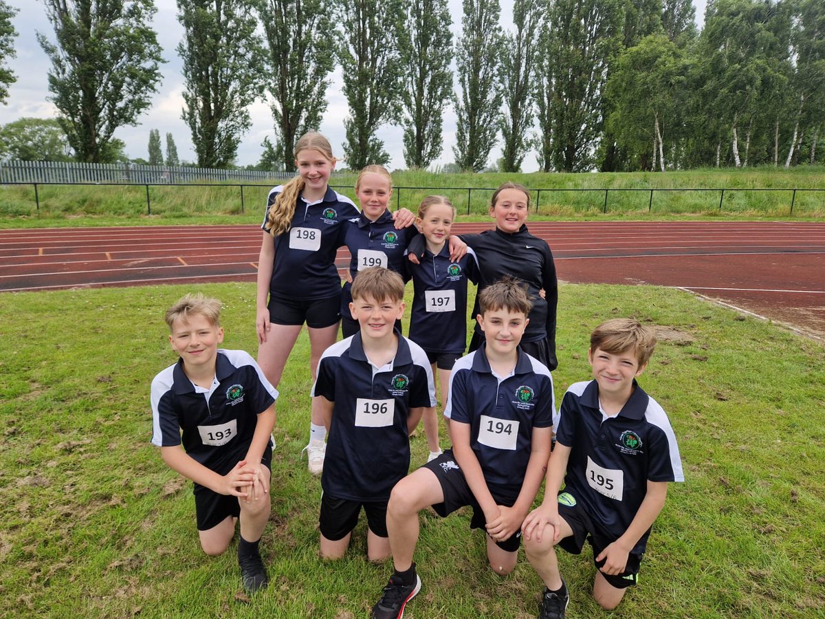 SpringCottagePS's tweet image. Our athletes enjoyed today's Athletics event at Costello with @HullActiveSch. Mrs Lockwood was so impressed with your effort and attitude! #SpringCottageSports