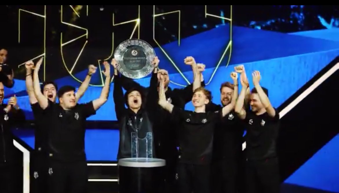 JakeSucky's tweet image. I am giving away a Stewie2k gold CS sticker ($200)

Like, reply, and follow @BitSkinsCom to enter. Good luck all